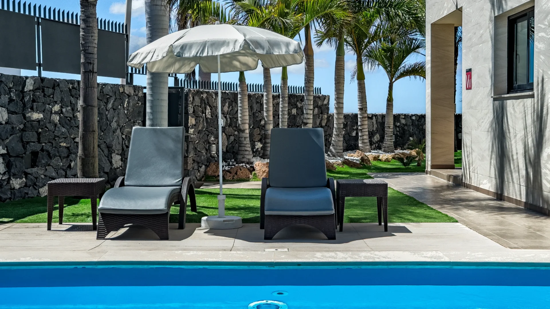 Private detached villa with heated swimming pool in Costa Adeje