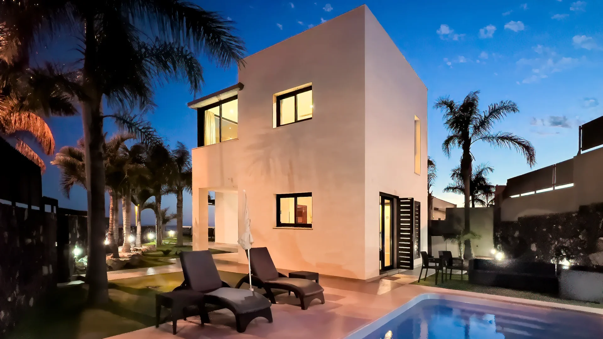Exclusive holiday home with private heated pool, Tenerife South