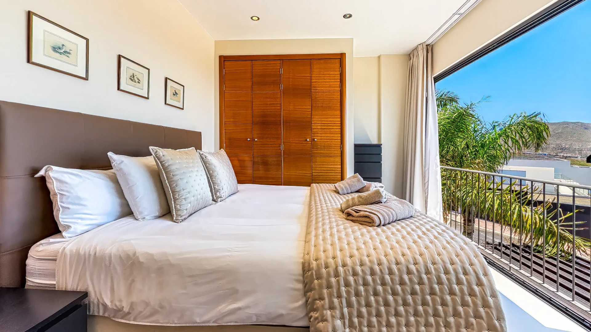 Double room with wide French window at Villa Julia in Costa Adeje