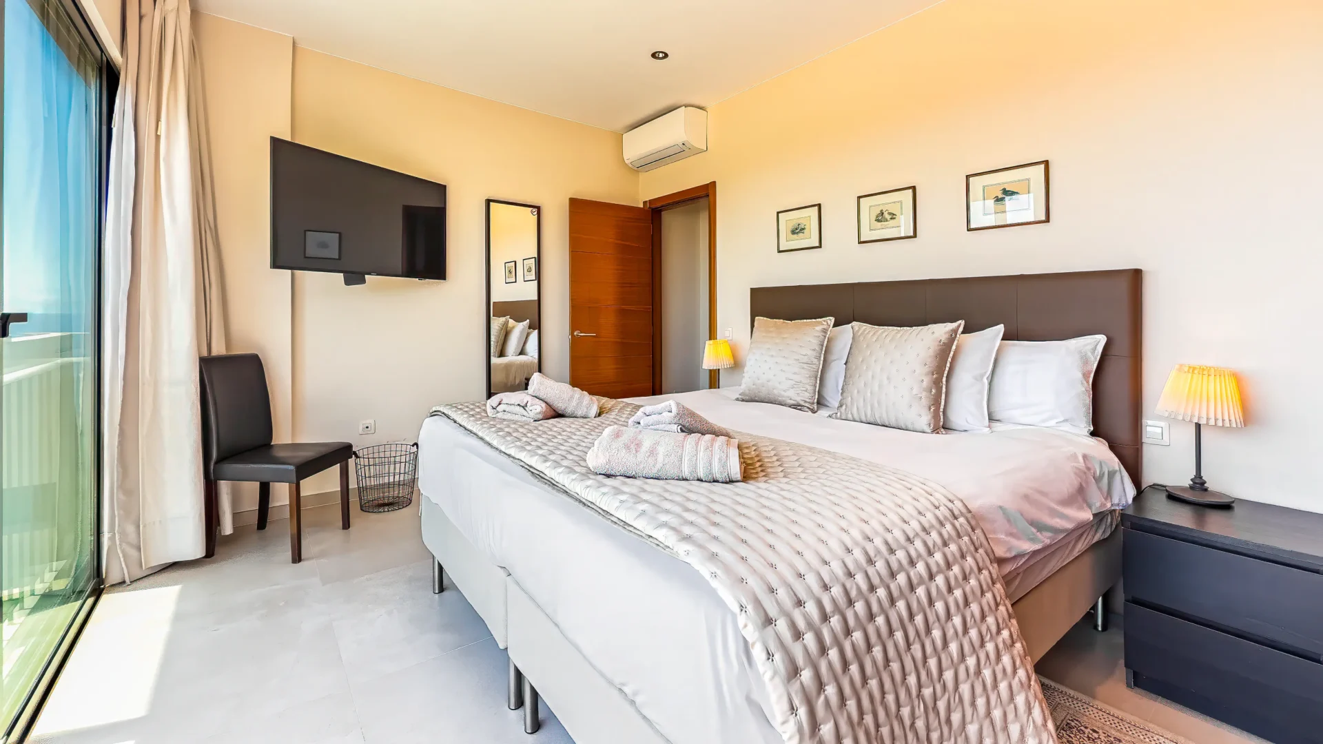 All bedrooms at Villa Julia in Costa Adeje have full air conditioning