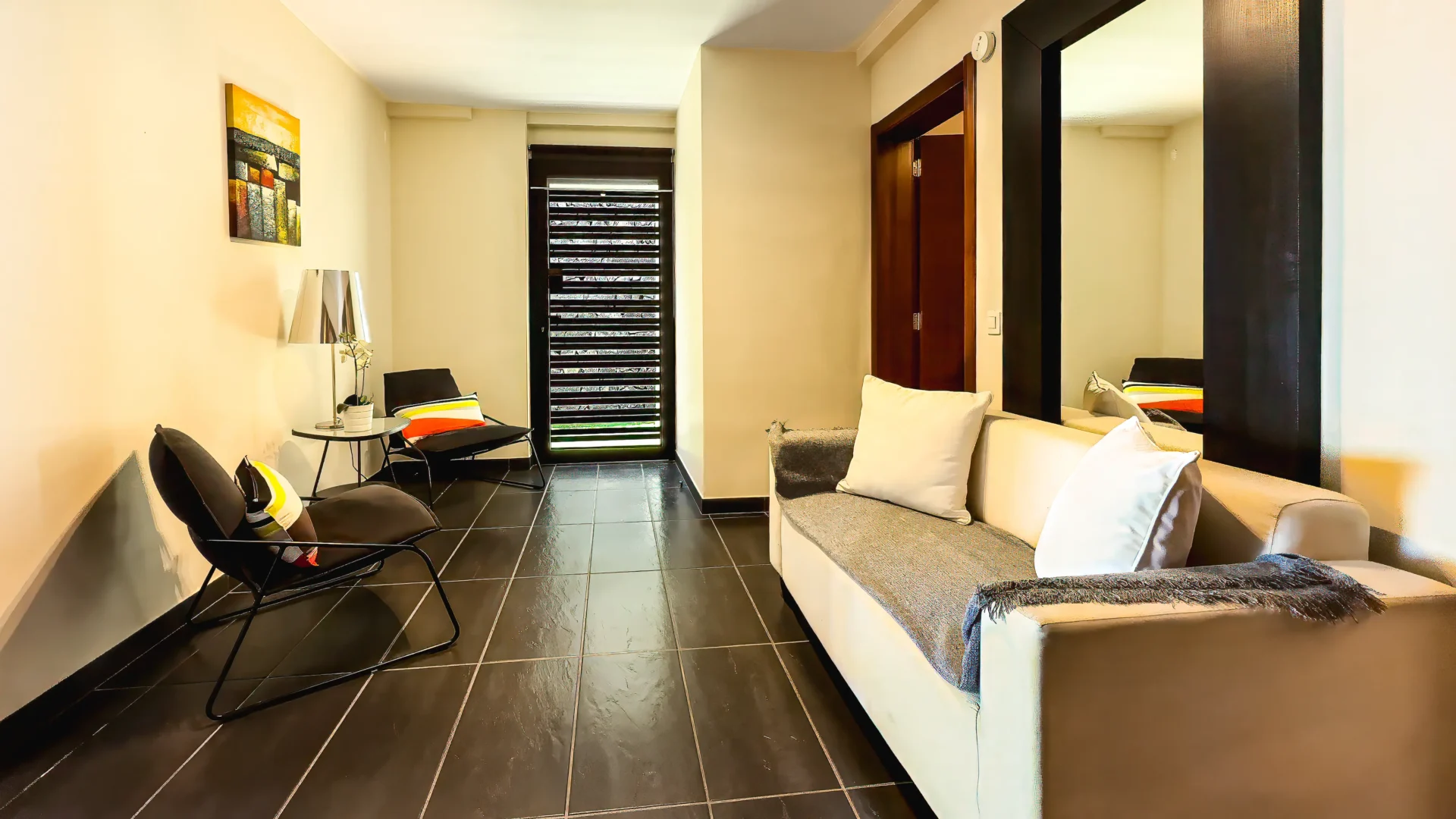 Villa Julia, 3 floor holiday home with private lift in the south of Tenerife