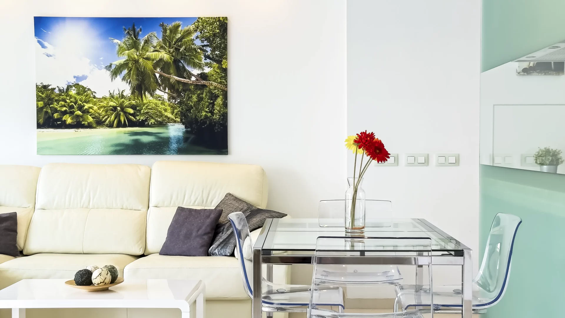 Dining area and living room at Las Olas holiday apartment in Tenerife