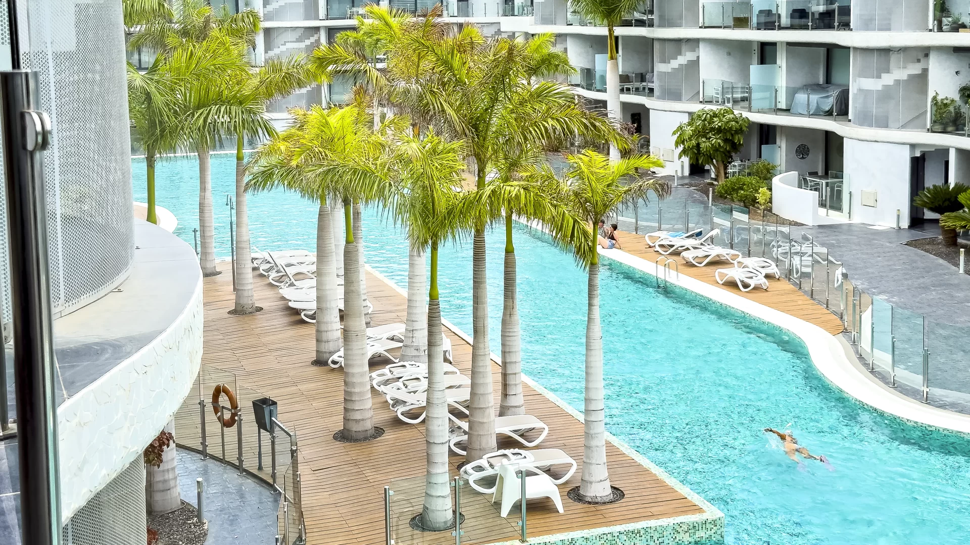 Pool view at Las Olas apartment in Palm-Mar
