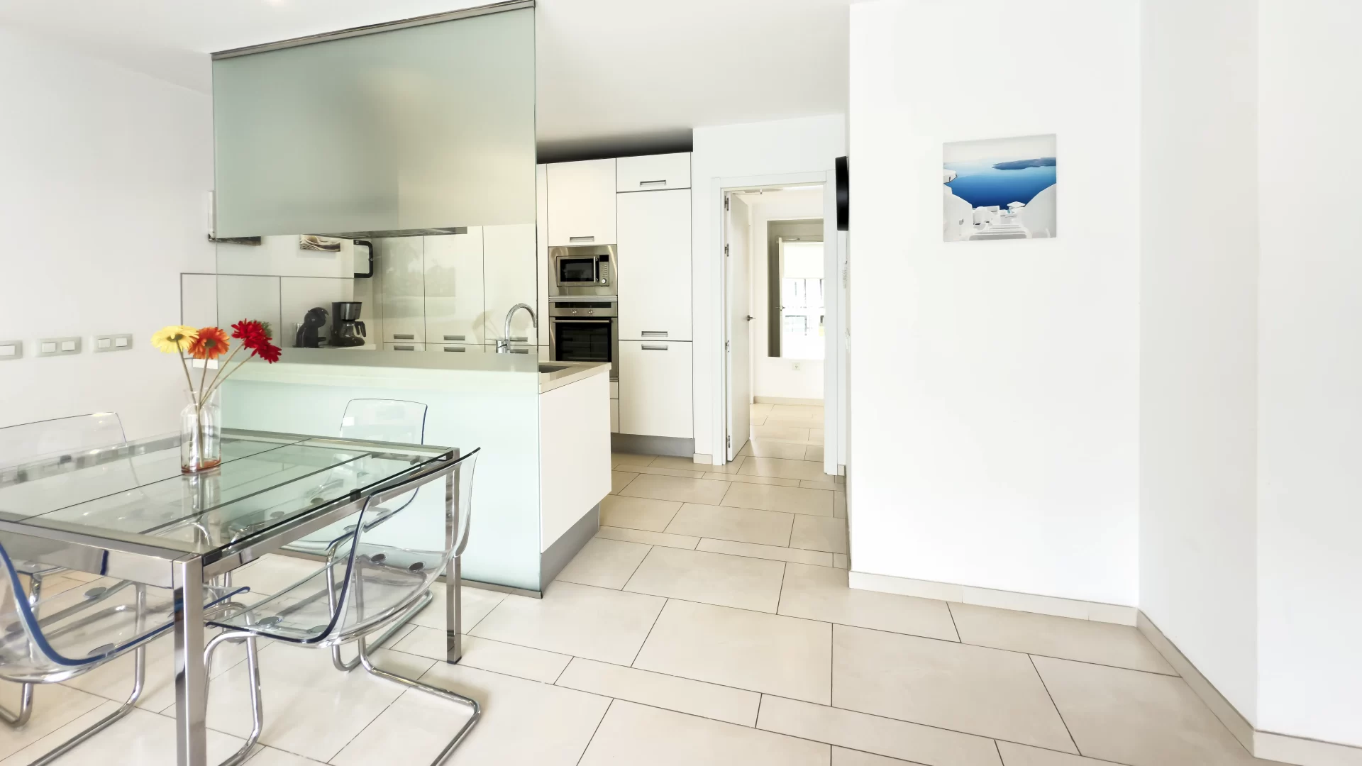 Las Olas holiday apartment with classy and fully equipped kitchen