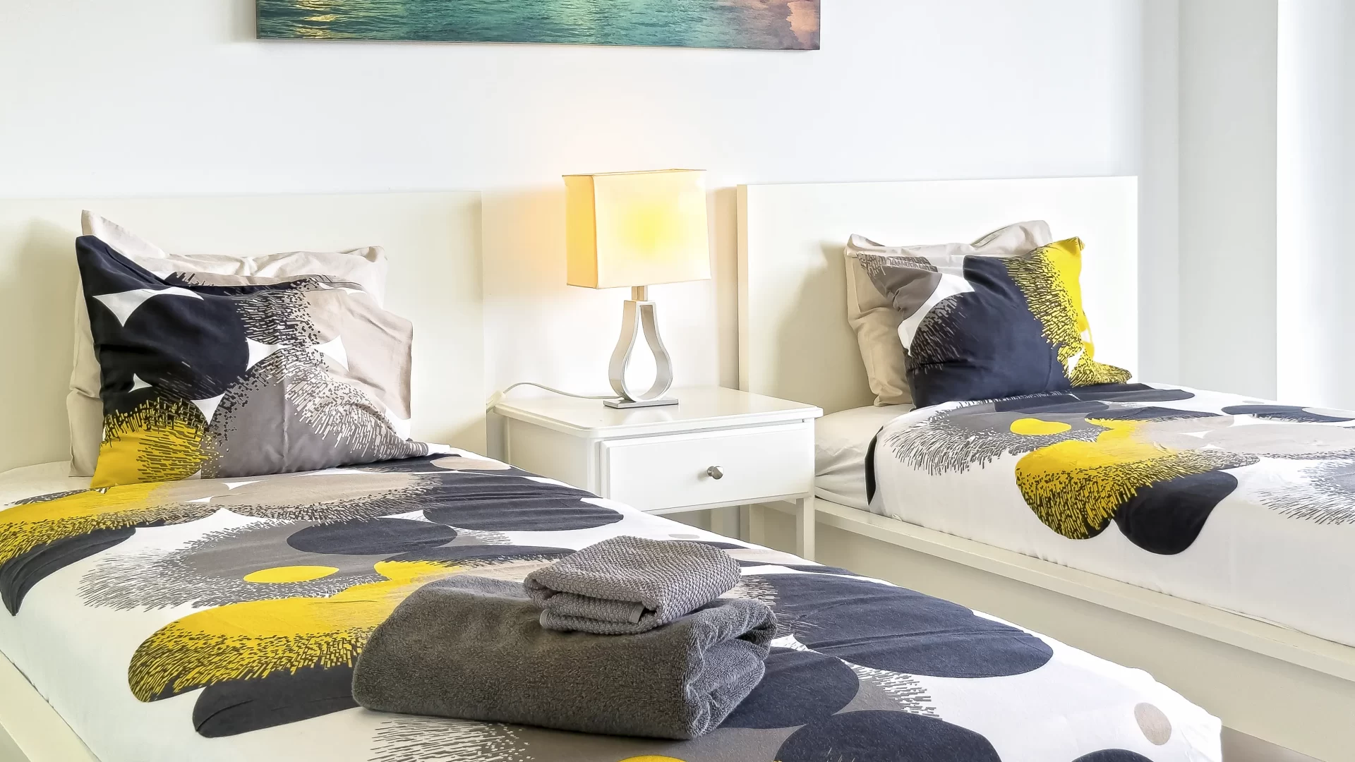 Modern two bedroom holiday apartment in south of Tenerife