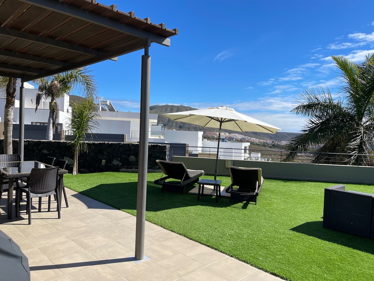 villa-julia-costa-adeje-garden-1